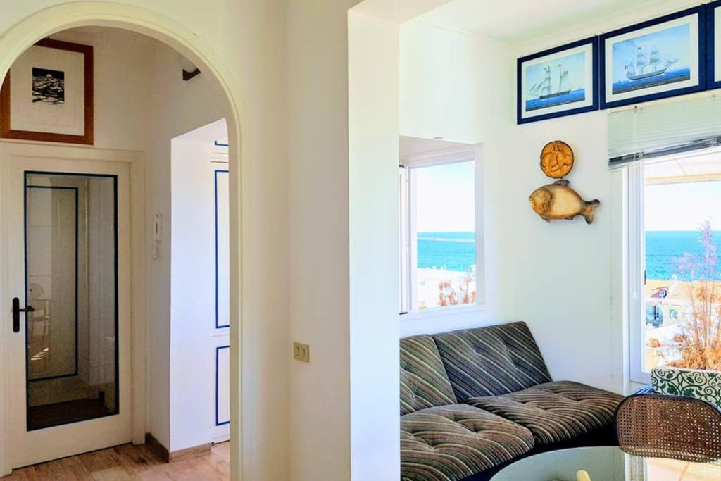 Attico Sul Mare A Sanremo Apartment Exterior photo
